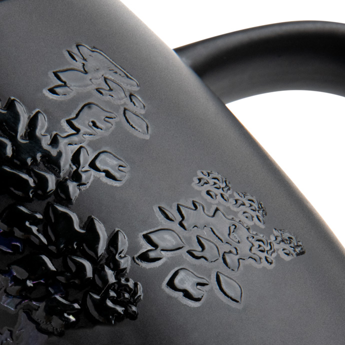 Tasse mit 3D-Relieflack